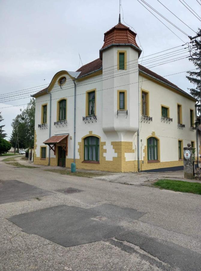 Meller-Kastely Villa Csurgo Dış mekan fotoğraf