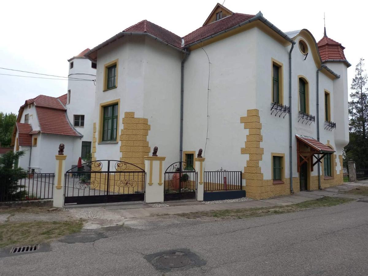 Meller-Kastely Villa Csurgo Dış mekan fotoğraf