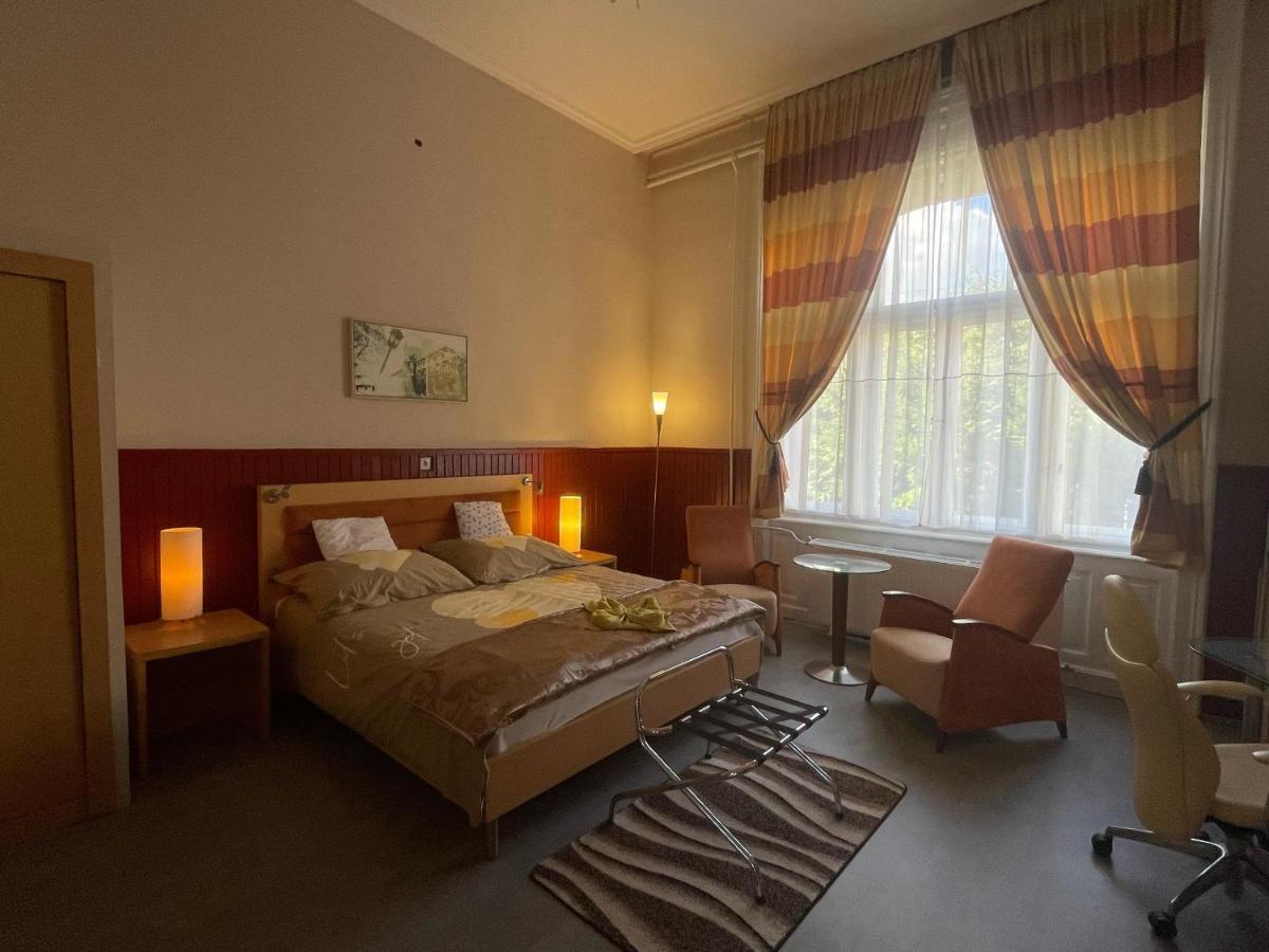 Meller-Kastely Villa Csurgo Dış mekan fotoğraf